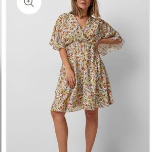 NWT Anthropologie The Korner Floral Dress Size Medium